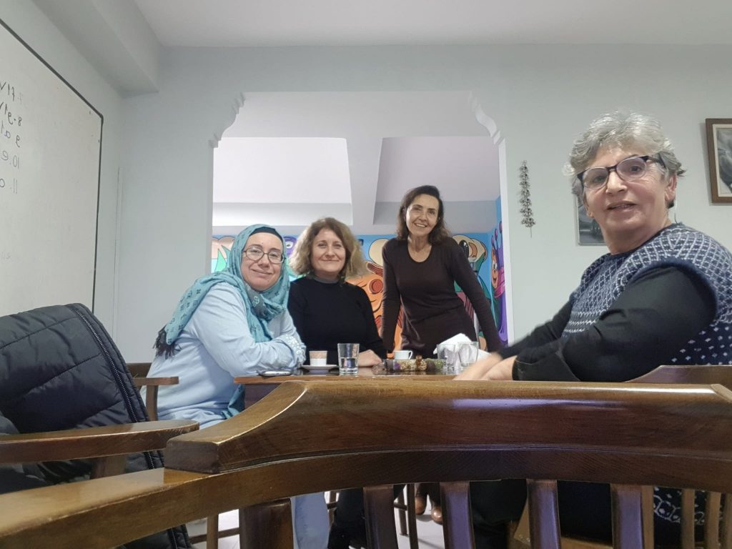 Fotoğraf açıklaması yok.